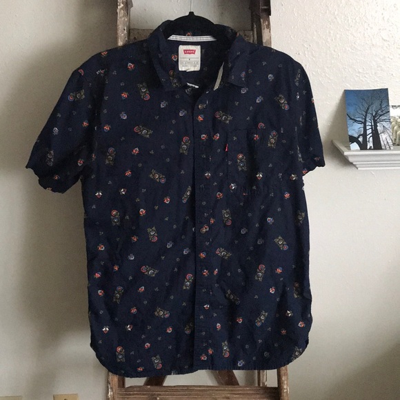 Levi's Other - Navy floral button down